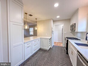 226 Guthrie Ave in Alexandria, VA - Building Photo - Building Photo