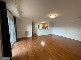 501 Garrison Woods Dr in Stafford, VA - Building Photo