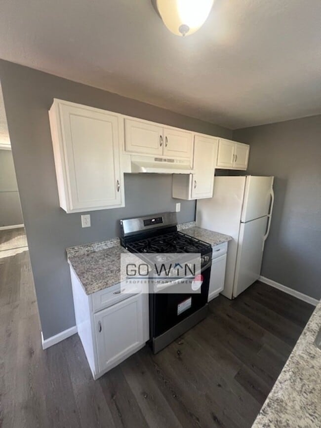 property at 1836 E Harvard St