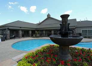 Escondido Apartments in Lubbock, TX - Building Photo - Building Photo