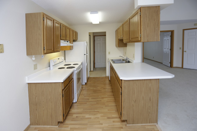Windsong Country Estates in Eden Prairie, MN - Foto de edificio - Interior Photo