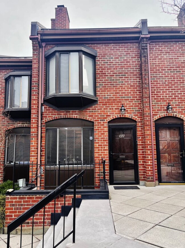 1077 Paper Mill Ct in Washington, DC - Building Photo - Building Photo