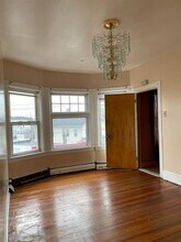 599 Main St in Pawtucket, RI - Building Photo - Building Photo