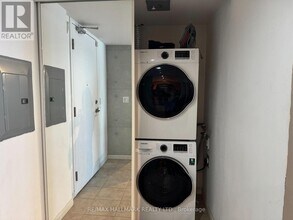 330 Adelaide St E in Toronto, ON - Building Photo - Building Photo