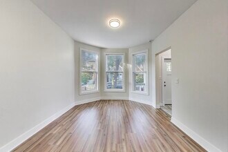 3425 W Carroll Ave in Chicago, IL - Building Photo - Building Photo