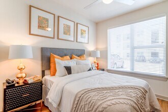 13725 Summit Ridge Dr in Houston, TX - Building Photo - Building Photo