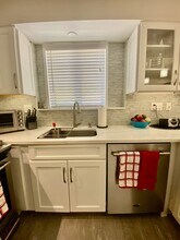 5307 Pooks Hill Rd in Bethesda, MD - Building Photo - Building Photo