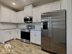 5503 Firewood Trail in Granbury, TX - Building Photo - Building Photo