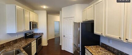 6815 Kinsale Ln in Powell, OH - Building Photo - Building Photo