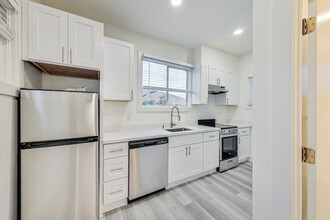Niles Station Apartments in Fremont, CA - Building Photo - Building Photo