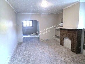 1315 5th Ave in Beaver Falls, PA - Building Photo - Building Photo