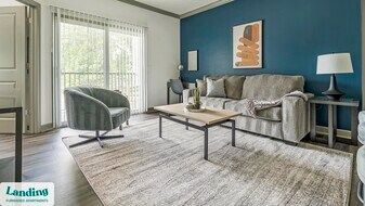 11010 Northlake Landing Dr in Charlotte, NC - Building Photo