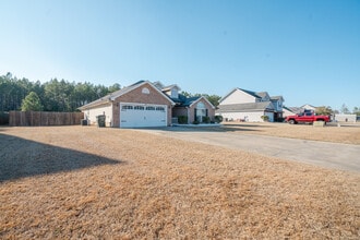 59 Forest St NE in Ludowici, GA - Building Photo - Building Photo