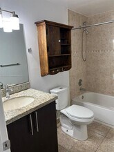 8102 SW 20th Ct in Davie, FL - Building Photo - Building Photo