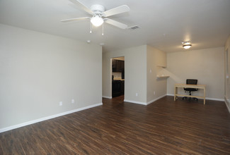 Crosby Square Apartments in Crosby, TX - Building Photo - Interior Photo