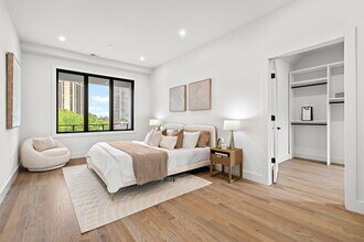 Lux Lofts in Fort Lee, NJ - Building Photo - Building Photo