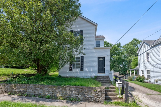 property at 25 Clay St