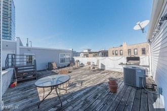 1528 N Halsted St-Unit -#A in Chicago, IL - Building Photo - Building Photo