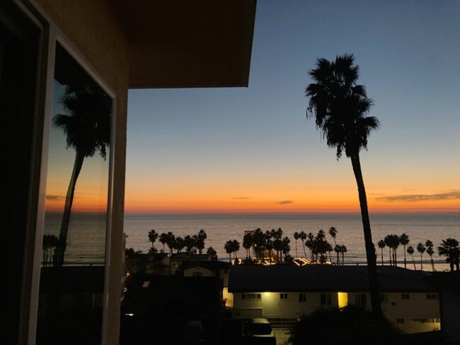 115 Capistrano Ln in San Clemente, CA - Foto de edificio - Building Photo