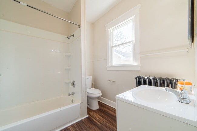 426 W Peach St in Vineland, NJ - Building Photo - Building Photo