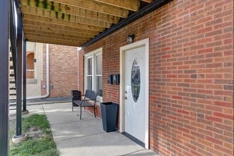 5040 W Berenice Ave in Chicago, IL - Building Photo - Building Photo