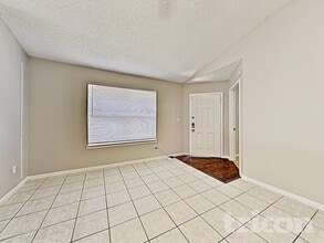 3215 Boynton Dr in Houston, TX - Foto de edificio - Building Photo