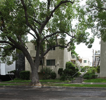 313 E Tujunga Ave Apartments