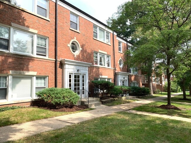 property at 839 Mulford St