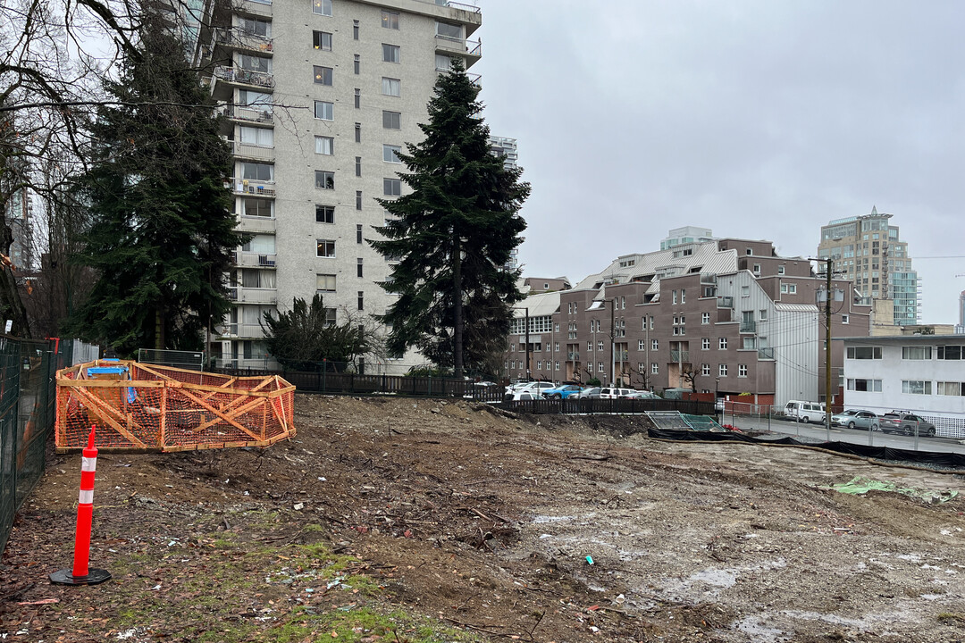 Bay Vista in Vancouver, BC - Building Photo