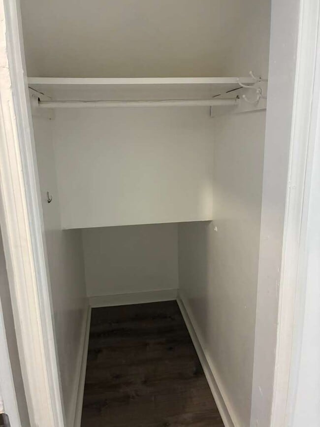 4136 6th St in Baltimore, MD - Foto de edificio - Building Photo