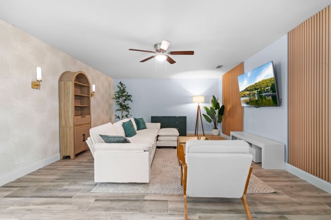 8402 Lava Pl in Tampa, FL - Building Photo - Building Photo