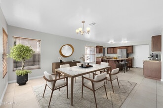 913 W Juanita Ave in Gilbert, AZ - Building Photo - Building Photo
