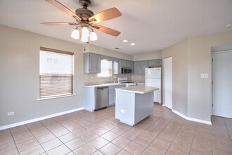 16472 Teton Dr in Lockport, IL - Building Photo - Building Photo