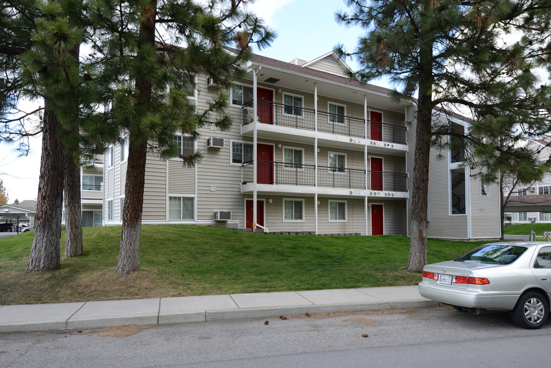 Woodruff Heights in Spokane, WA - Building Photo