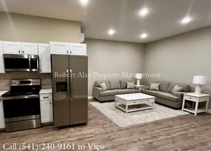 2601 SW Hailey Ave in Pendleton, OR - Building Photo - Building Photo