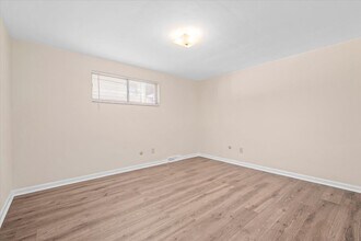 3555 McClure Ave, Unit 3555 McClure in Pittsburgh, PA - Building Photo - Building Photo