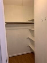 18 Surrey Dr, Unit 18 in Newington, CT - Foto de edificio - Building Photo