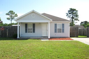 809 Tisbury Ln in Wilmington, NC - Building Photo