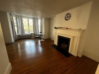 377 Marlborough St, Unit 3 in Boston, MA - Building Photo - Building Photo