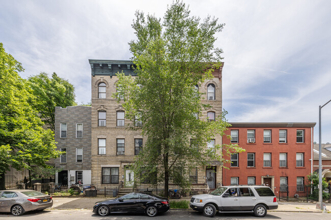 288 Sumpter St in Brooklyn, NY - Building Photo - Building Photo