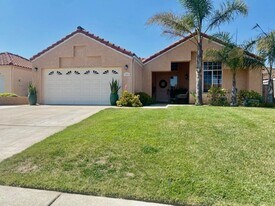 1414 Roper Way in Santa Maria, CA - Building Photo