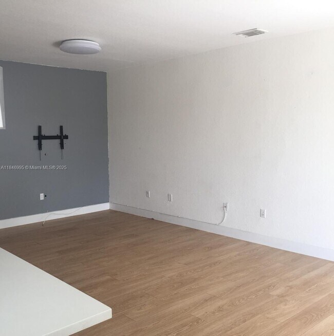 6251 SW 164th Path in Miami, FL - Building Photo - Building Photo