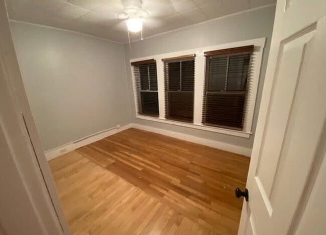 718 Belmont St, Unit 2