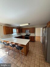 10 Candlelight Ct in Potomac, MD - Building Photo - Building Photo