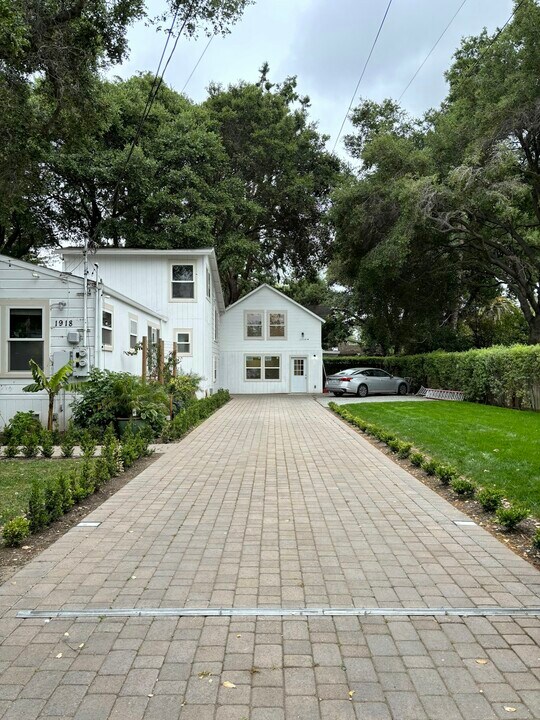 1918 Menalto Ave in Menlo Park, CA - Building Photo