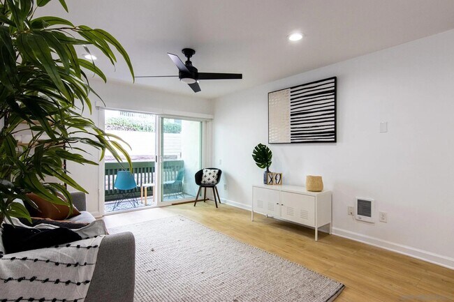 4060 Huerfano Ave, Unit 131 in San Diego, CA - Building Photo - Building Photo