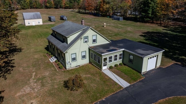 12 Pound Rd in Hollis, NH - Building Photo - Building Photo