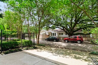 4906 Mt Vernon St in Houston, TX - Building Photo - Building Photo