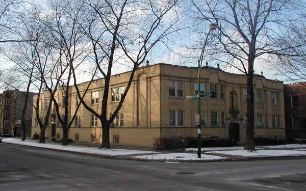 5800 N Maplewood Ave in Chicago, IL - Building Photo