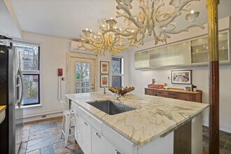 389 12th St in Brooklyn, NY - Building Photo - Building Photo